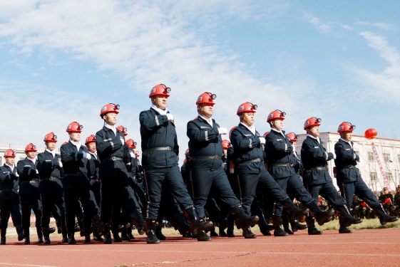 鐵骨錚錚男子漢——礦工精神、...
