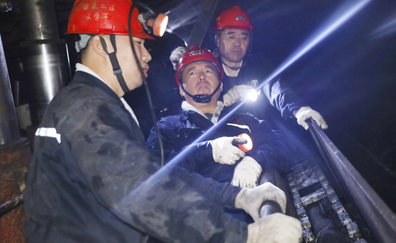 壓緊壓實(shí)安全管理責(zé)任 從嚴(yán)從細(xì)抓好現(xiàn)場管控